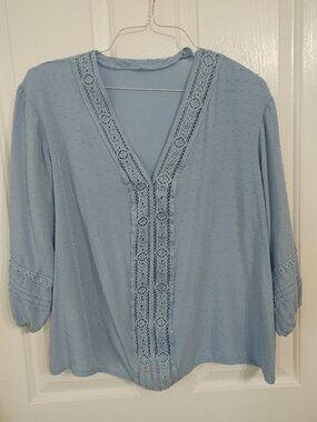 No Brand Name Size L lace trim top